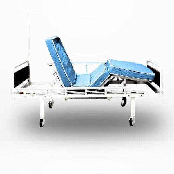 Kiralık 2 motorlu mdf ahşap başlıklı hasta yatağı