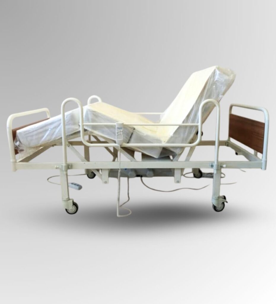 Lazımlıklı 2 motorlu hasta yatağı