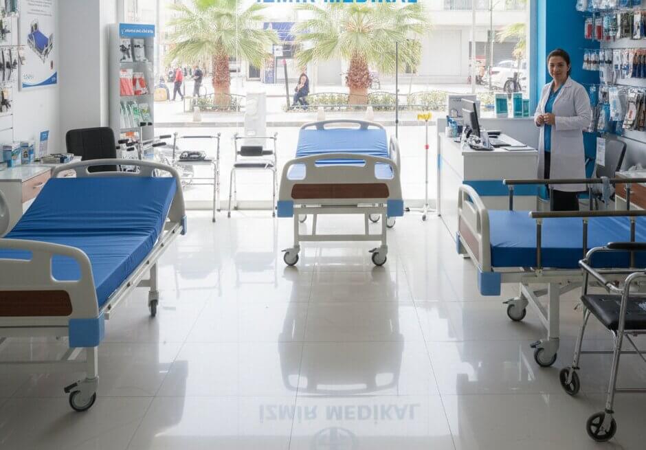 Şirinevler hasta yatağı teşhir mağazası